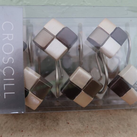 NIP Croscill Home Color Block Shower Curtain Hooks - Picture 4 of 7